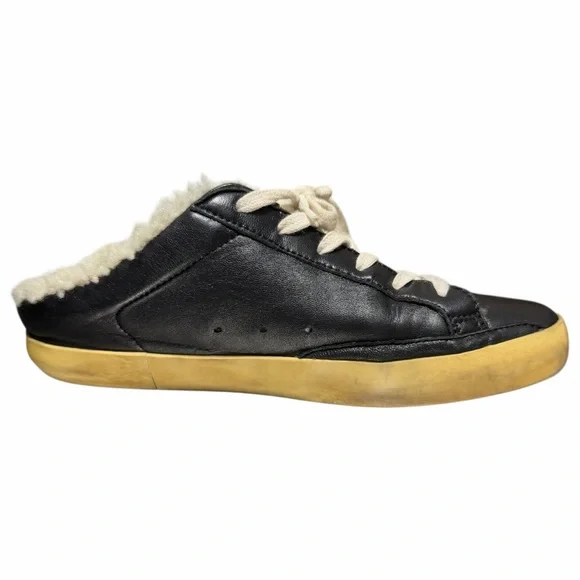 GOLDEN GOOSE Super-Star Sabots in Black Leather w/ Shearling Lining Sz 39 (US 8)